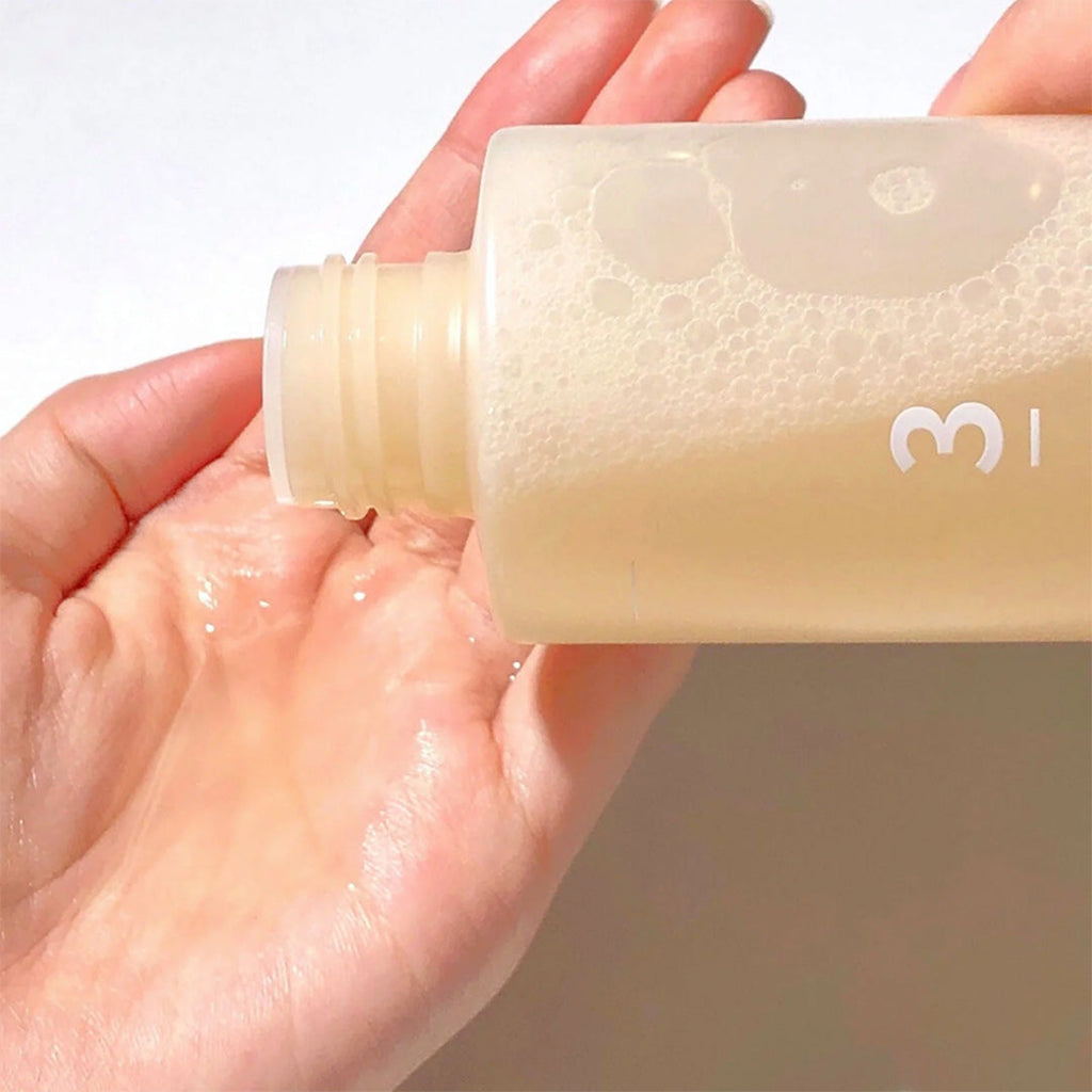 numbuzin No.3 Toner Super Glowing Essence Toner 200 mL numbuzin